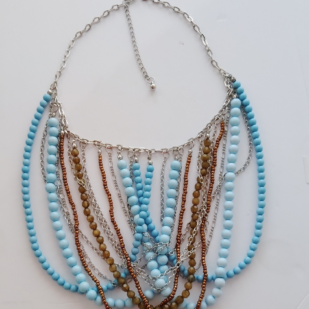 Elegant Silver and Blue Beaded Necklace - Picture 2 of 3